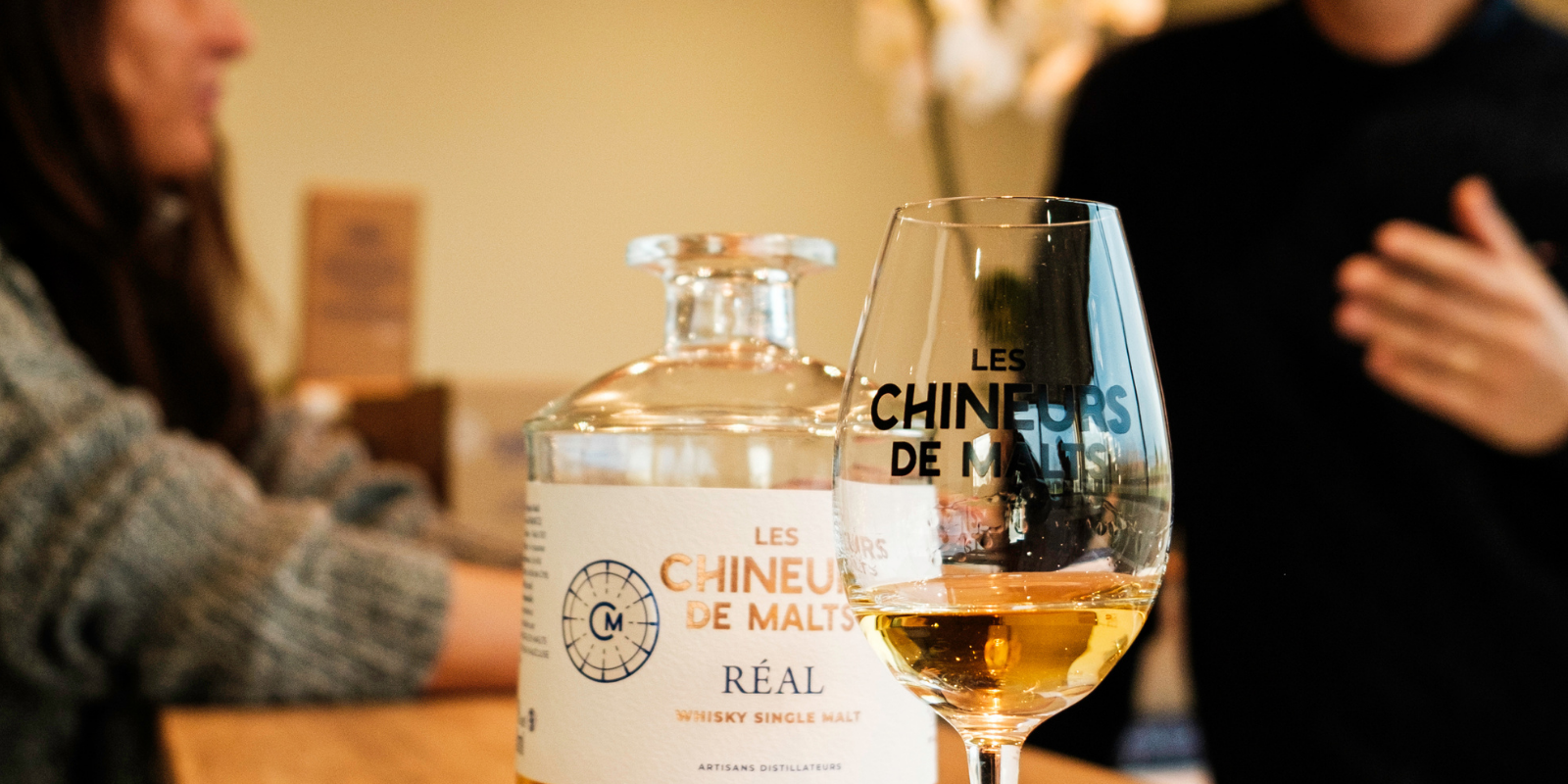 Bouteille de whiskey de la distillerie les chineurs de malt