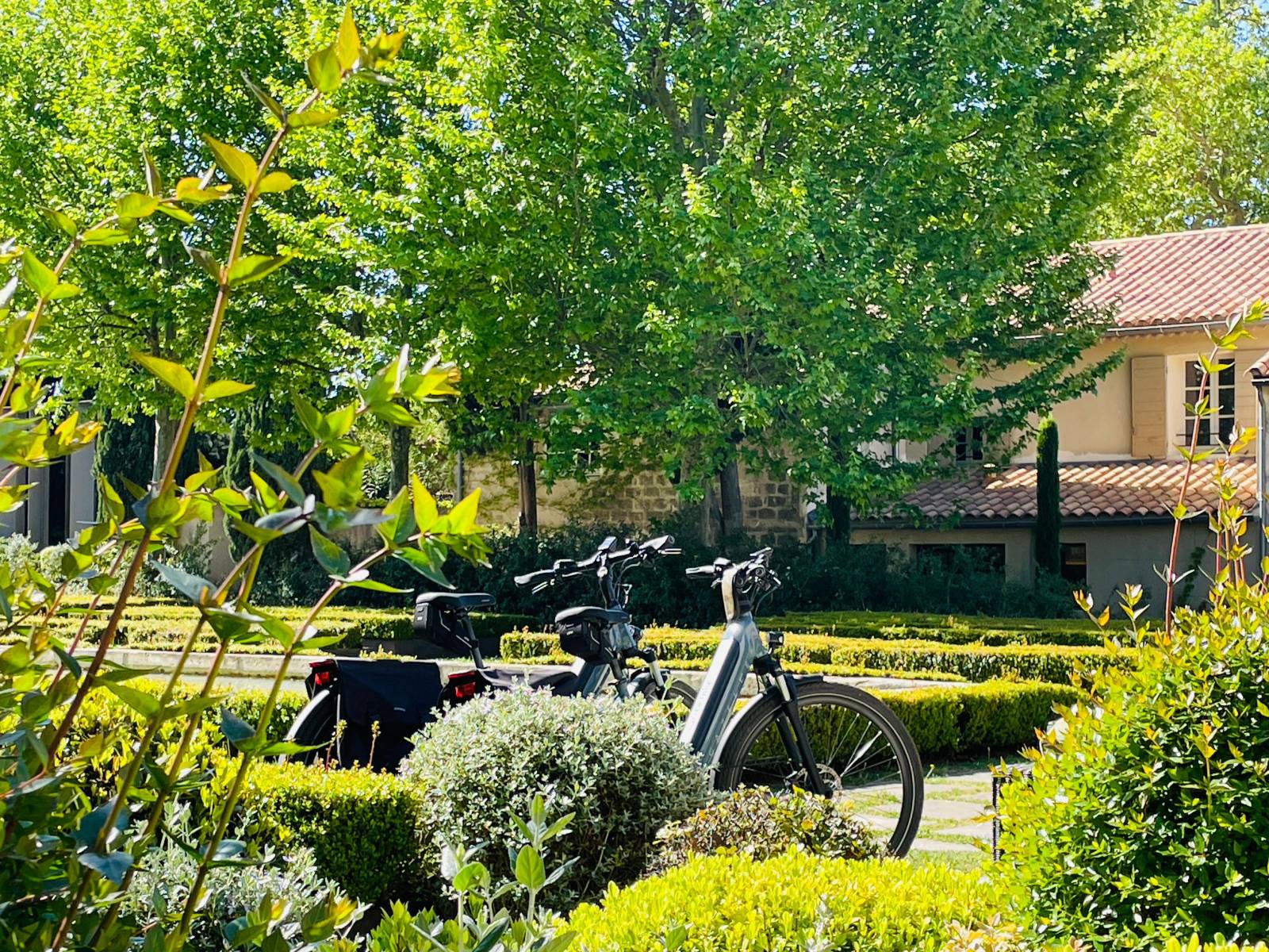Sun-E-Bike à Bonnieux