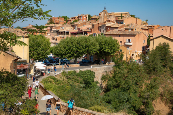VILLAGE CLASSE ROUSSILLON LUBERON VAUCLUSE